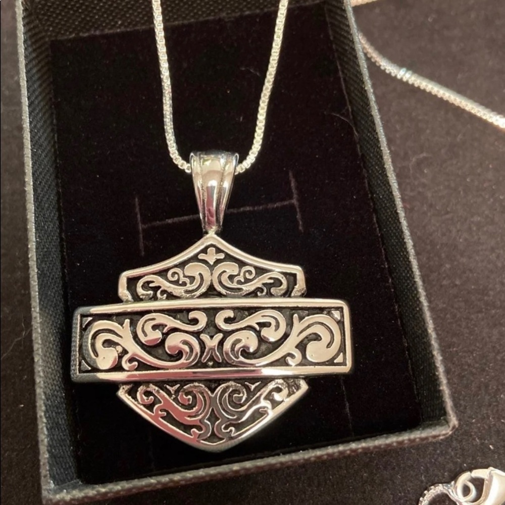 - HD Necklace Christmas Message Card - Picture 3 of 8